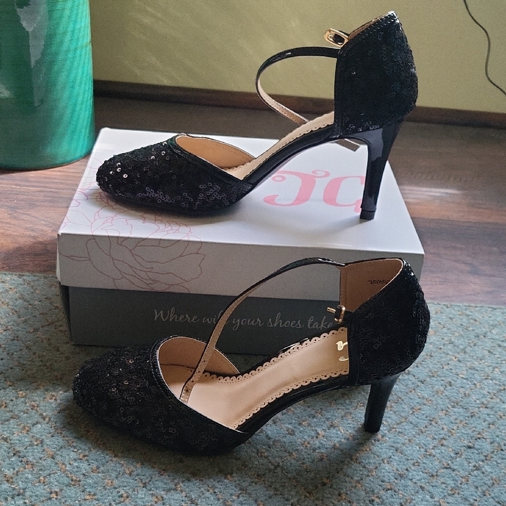 Brand New Journee Collection Chic Black Sequin Heels Size 6.5